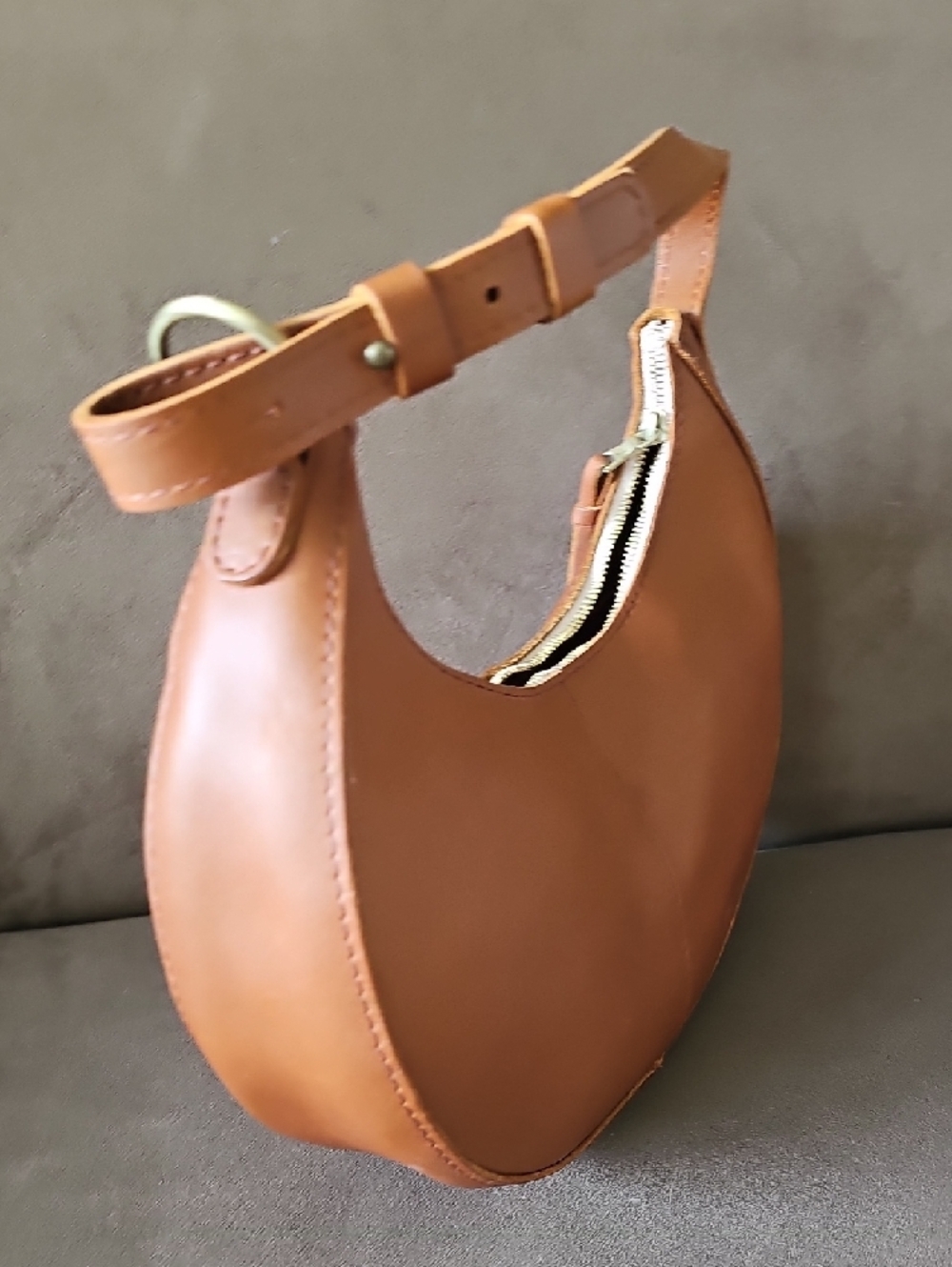 Portland Leather Goods Nora Shoulder Bag in the color Honey - Picture 3 of 7